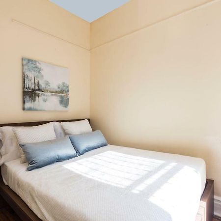 Lavish 3 Bedroom Apt In Williamsburg!! ニューヨーク エクステリア 写真
