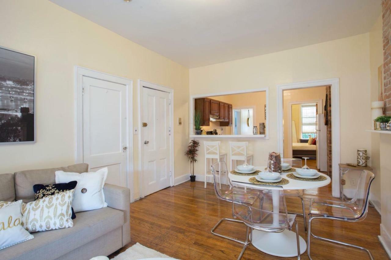 Lavish 3 Bedroom Apt In Williamsburg!! ニューヨーク エクステリア 写真